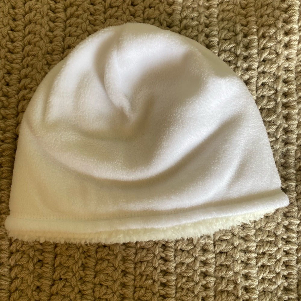 NEW! Soft white beanie. From kohls